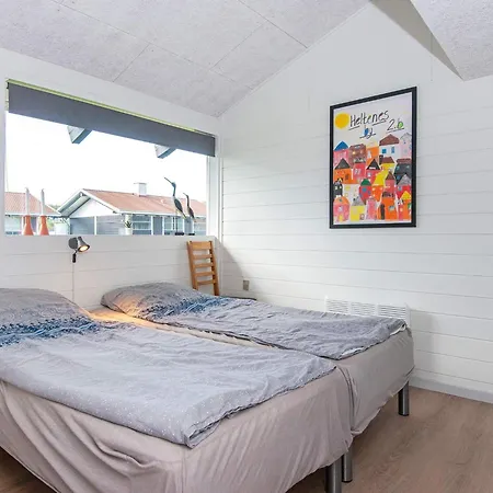 5 Person In Aabenraa-by Traum